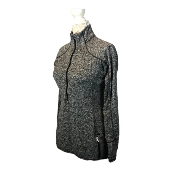ATHLETA 1/4 zip long sleeve top with zippered pocket in gray size medium - Picture 5 of 12
